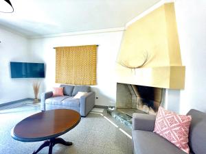 Blue Zone Mimi Apartments img3