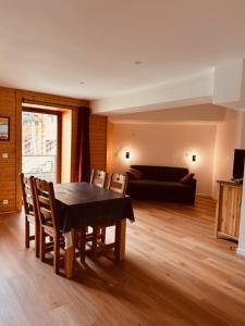 Appartements Les Clarines : photos des chambres