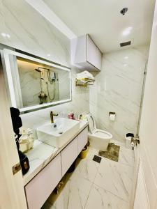 Gina Staycation Condo Unit