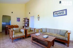 StayVista at Zolas Retreat 2BHK Pet Friendly and Breakfast Included