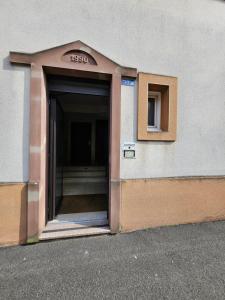 Appartements F3 rez-de-chaussee Centre ville au calme avec Balcon Garage et Netflix : photos des chambres