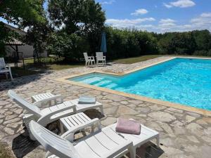 Maisons de vacances Peaceful gite with stunning pool near market town : photos des chambres