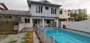 Melaka Private Pool Villa by uBook - Kampong Bukit Beruang