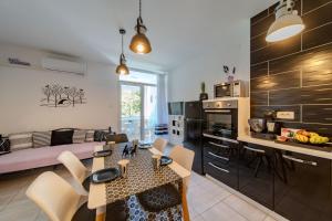 Rab centar - 4hvězdičkové hotely ve městě Rab