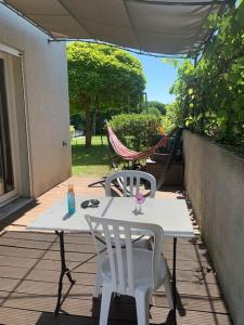 Villas Magnifique villa avec piscine : photos des chambres