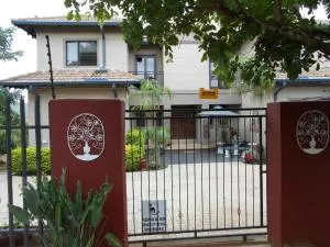 Meerkat Manor - Коматіпурт