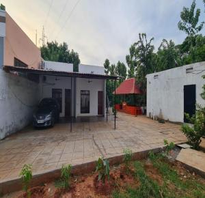 GreenWoods Farm House