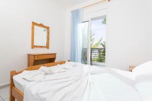 AMADEO APARTMENTS