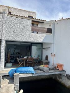 Charmant triplex au bord de leau 5VDB29