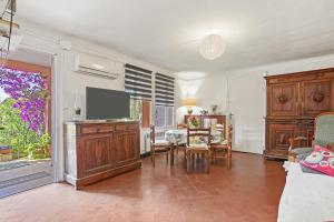 Appartements Appartement climatise au Lavandou : photos des chambres
