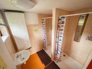 Karavan 1 v areálu Koupaliště Bystré v Orlických horách
