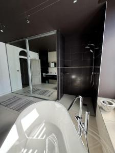 Appartements Chez Flo - Appartement Luxueux - Hypercentre : photos des chambres