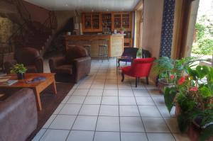 Hotels Hotel des Marquisats : photos des chambres