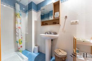Tranquil 2 Bed 2 Bath Retreat, Pool, Parking