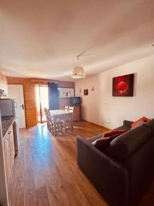 Le Tétras Lyre Les Balcons de Recoin