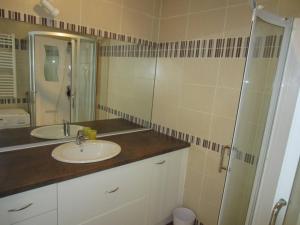 CARNON, Bel appartement 1 chambre balcon avec magnifique vue mer