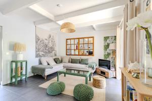 maison familiale à 2 pas du lac,avec spa, à la Gde Escoure-grives