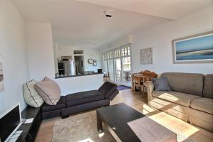 Annonce professionnelle. Appartement 2 chambres avec terrasse Sud, à 50m de la plage, pour 4 à 5 personnes