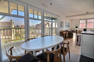 Annonce professionnelle. Appartement 2 chambres avec terrasse Sud, à 50m de la plage, pour 4 à 5 personnes