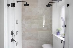 Bondi Shore Escape - 2mins to Beach