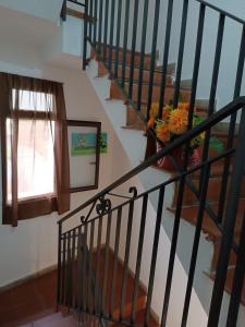 Bilocale con terrazza vista mare e montagna