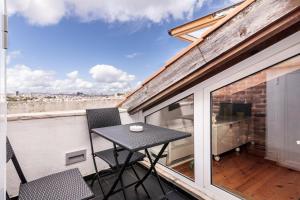 GuestReady - Fantastic Rustic Duplex with Terrace