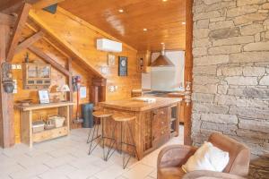 Le Refuge de Louis, authentique grange rénovée avec sauna