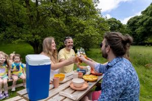 River Fishing I Hot tub I Games Room I PetFriendly