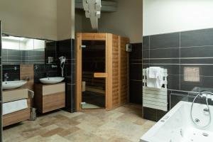 B&B / Chambres d'hotes Villa Heloise Hotel de Charme : photos des chambres