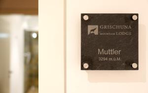Two-Bedroom Apartment room in Grischuna Mountain Lodge