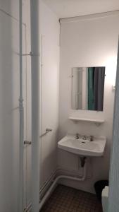 Hotels Maison d-accueil Franciscaine : photos des chambres