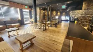 מלון טיבריא - 雅弗尼