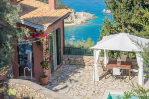 Agios Nikitas Nature Villas