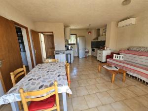 Appartements CARDELLINI 30 - Piscine en residence -Vue mer - 2 Personnes : photos des chambres
