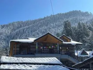 The Prunus Home - Haripūr