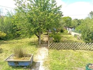 Maisons de vacances Maison avec jardin a Figeac : photos des chambres