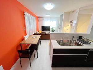 Good access 3LDK 15 people! Spacious room