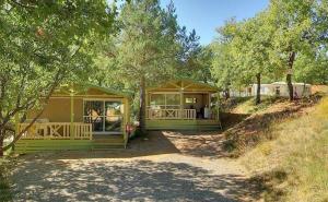 Campings Camping Pres du Lac de Sainte Croix : photos des chambres