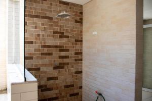 #208.Apto novo, 300 metros da praia, com piscina