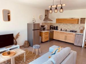 Maison moderne avec jardin