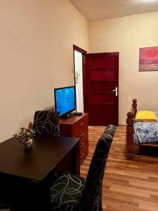 City Center Cozy Studio