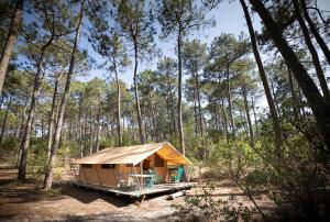 Campings Huttopia Lac de Carcans : photos des chambres