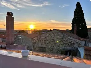 Life - Ágios Geórgios Sykoúsis