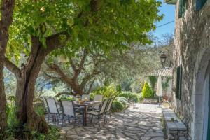 The Old House Guest House - Collection Villas