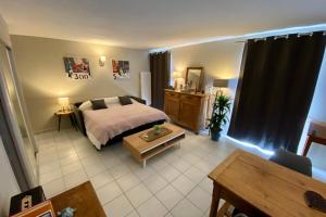 Maisons de vacances New T1 with courtyard between port and beach : photos des chambres
