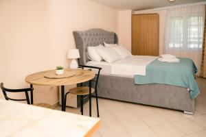 Monikas Village Appartments