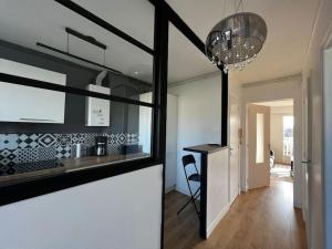 Appartements T2 lumineux refais a neuf avec parking ! : photos des chambres