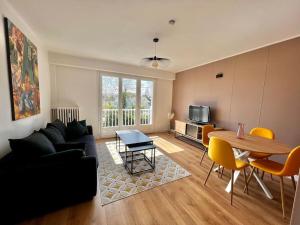 T2 lumineux refais à neuf avec parking !