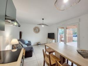 Belle villa climatisee 6 pers proche plage solarium piscine collective- V0755