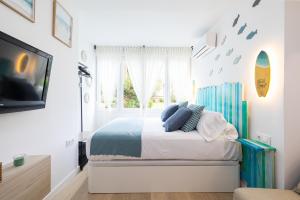 Holidays2Benalmadena Marysol Studio AACC And Pool